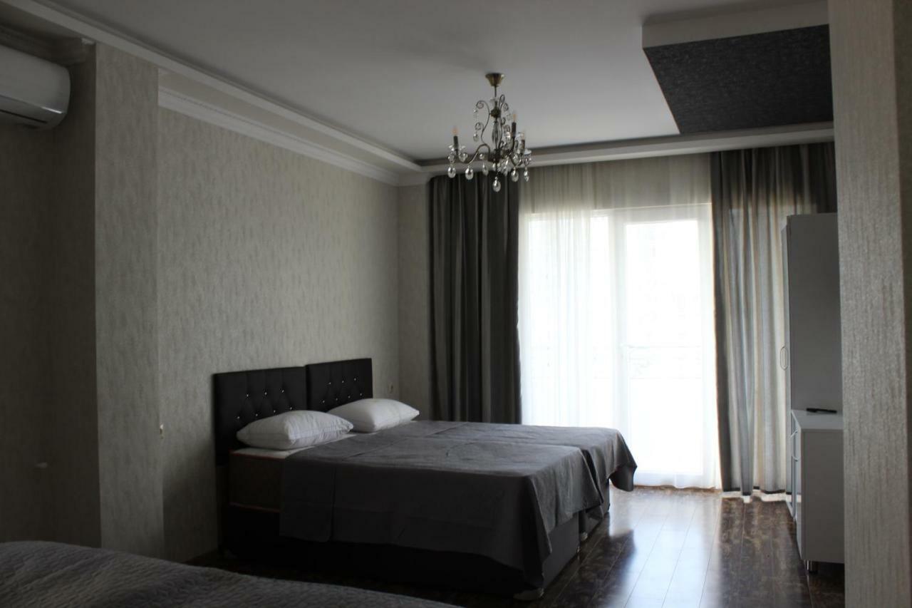 Union Hotel Batumi Exterior photo