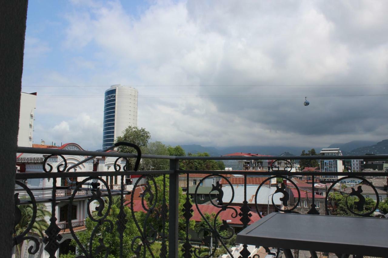 Union Hotel Batumi Exterior photo